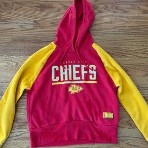 Women’s Chiefs hoodie